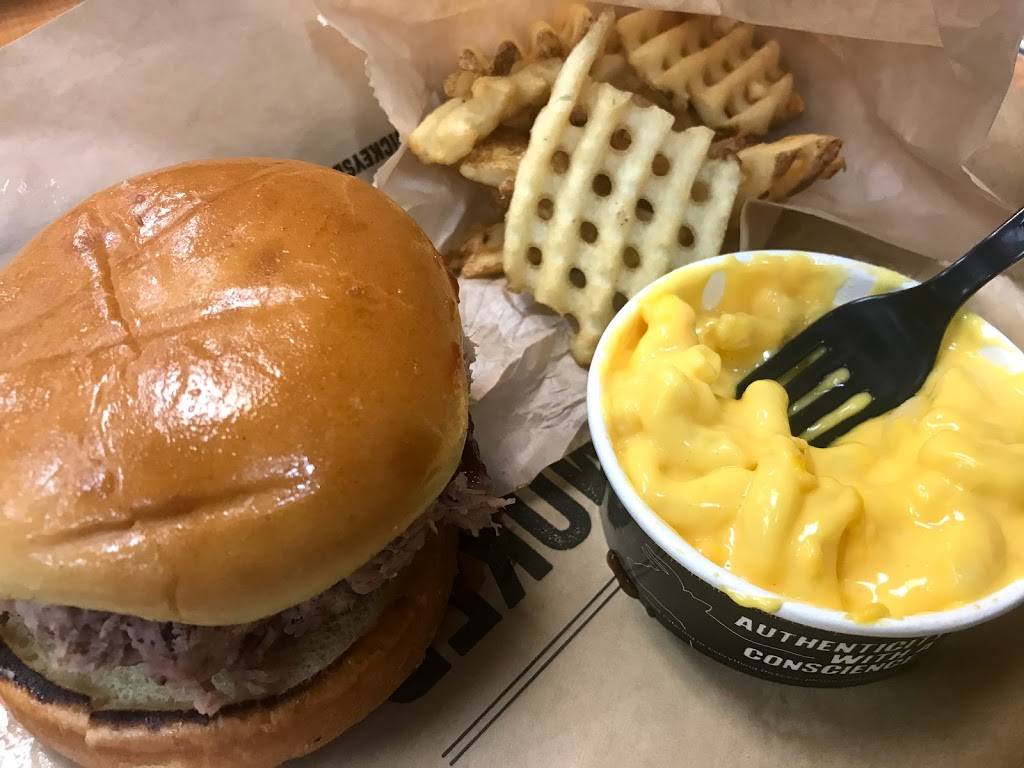 Dickeys Barbecue Pit | restaurant | 7430 Las Vegas Blvd S Ste 110, Las Vegas, NV 89123, USA | 7022204227 OR +1 702-220-4227