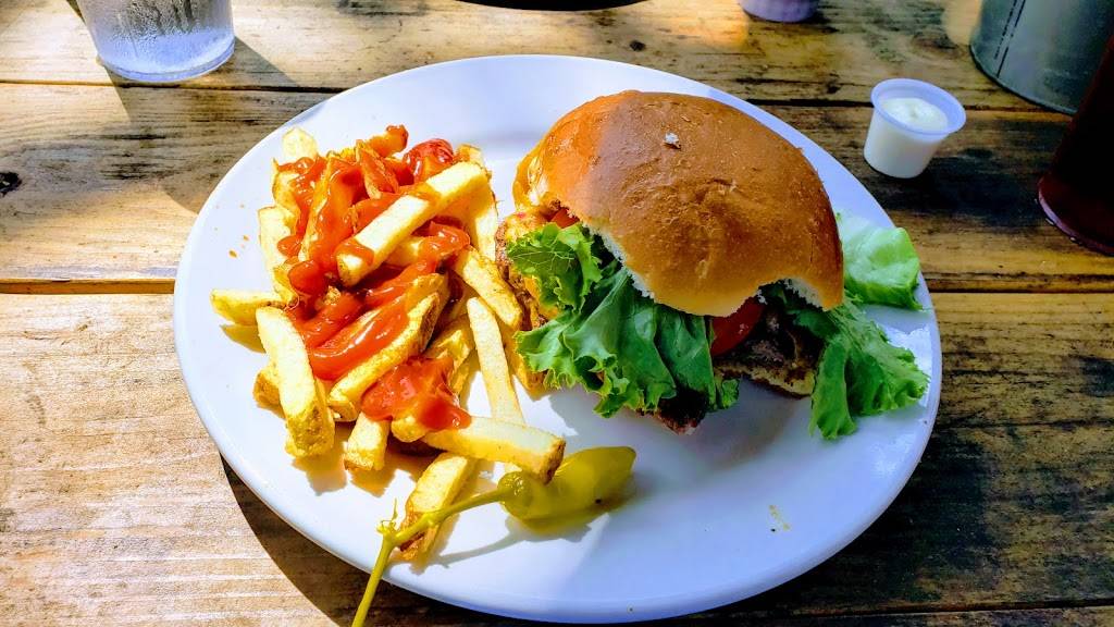 Sassys Red House | restaurant | 708 N College Ave, Fayetteville, AR 72701, USA | 4798566366 OR +1 479-856-6366