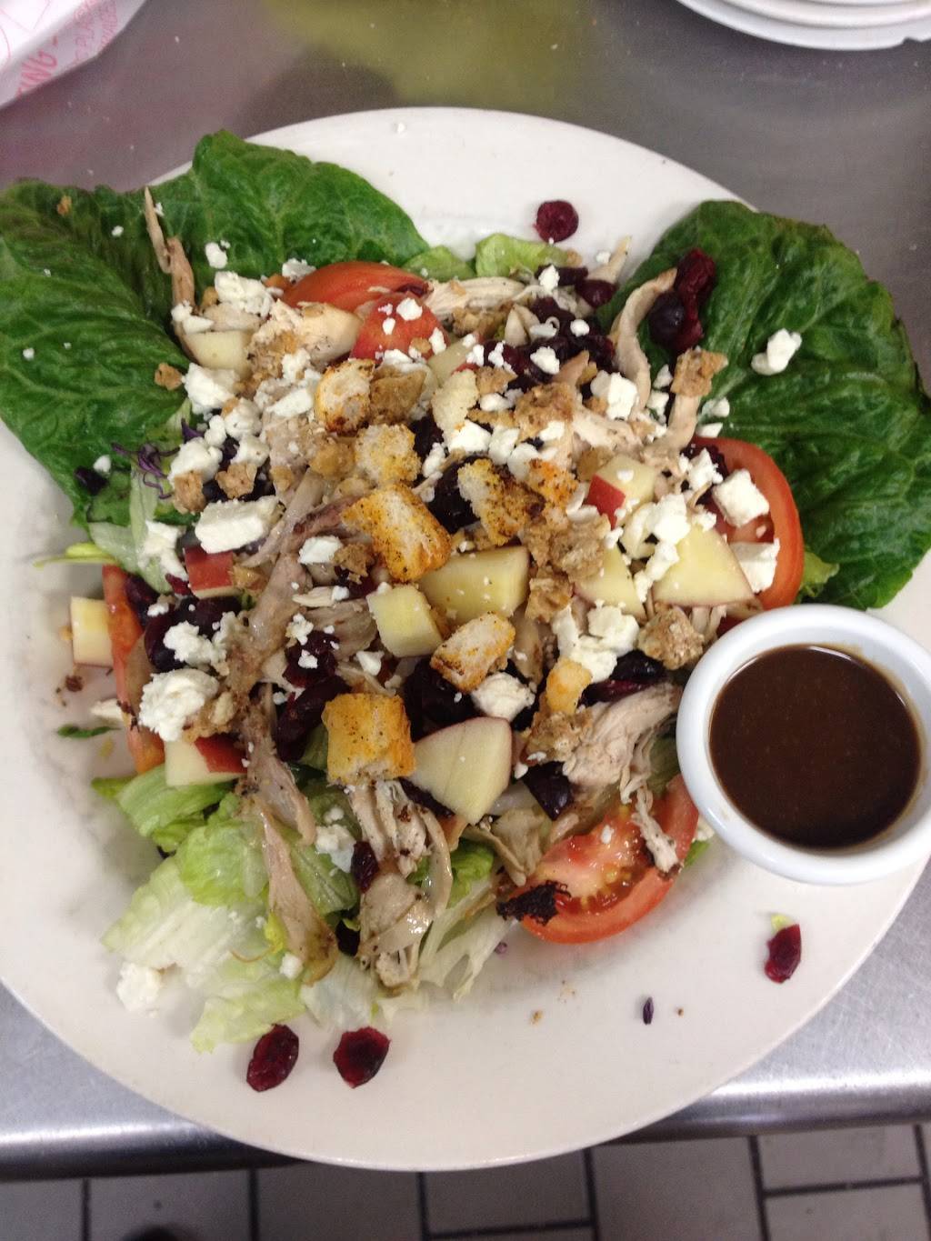 Deanies Restaurant & Bar | restaurant | 7350 Hayne Blvd, New Orleans, LA 70126, USA | 5042486700 OR +1 504-248-6700