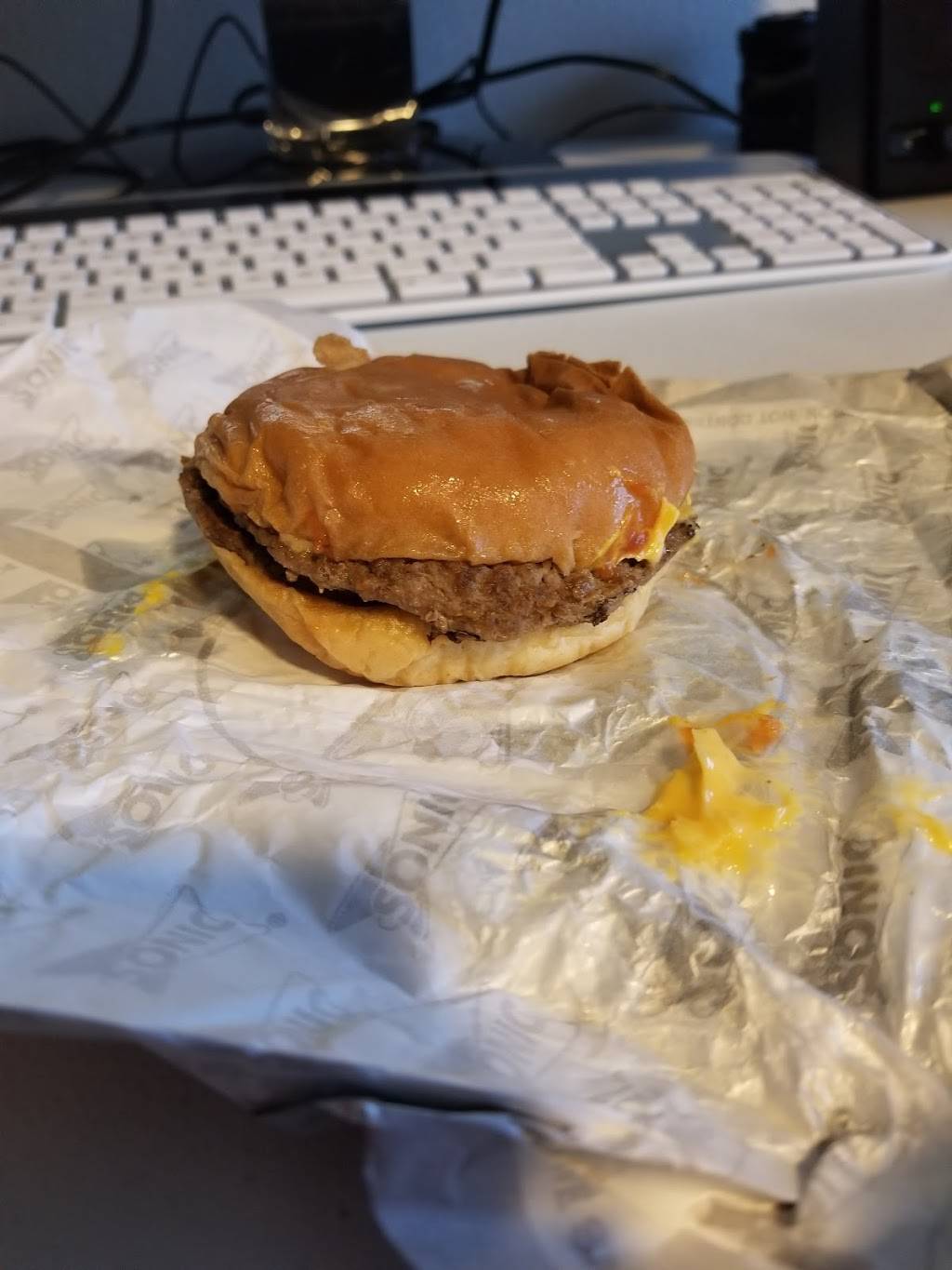 Sonic Drive-In | restaurant | 804 W Stassney Ln, Austin, TX 78745, USA | 5124449519 OR +1 512-444-9519