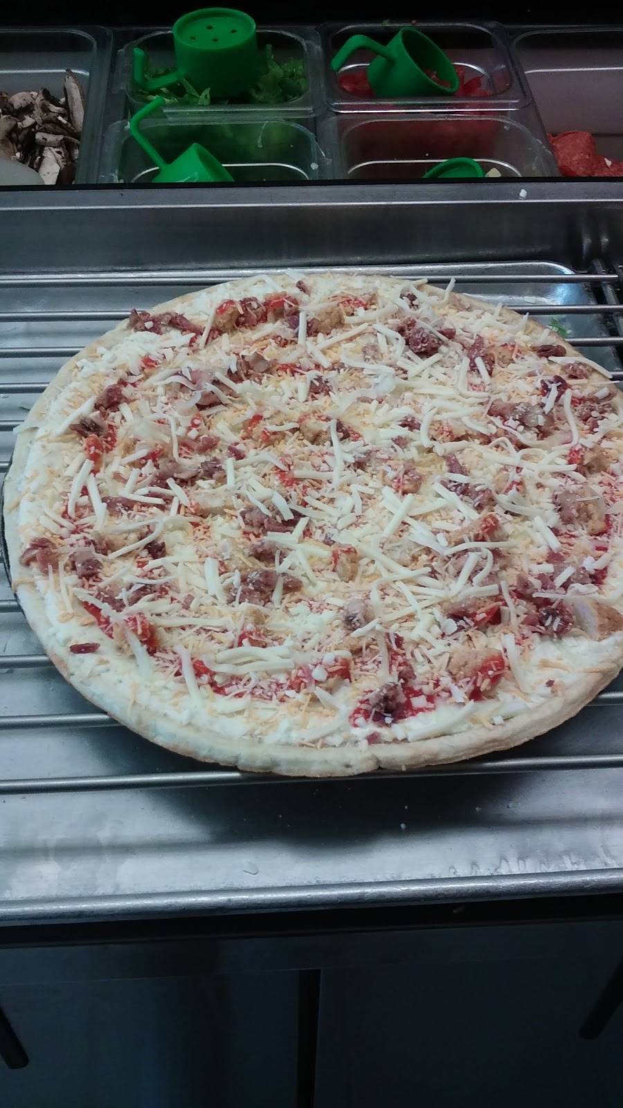 Papa Johns Pizza | restaurant | 911 42nd St, Des Moines, IA 50312, USA | 5152744949 OR +1 515-274-4949