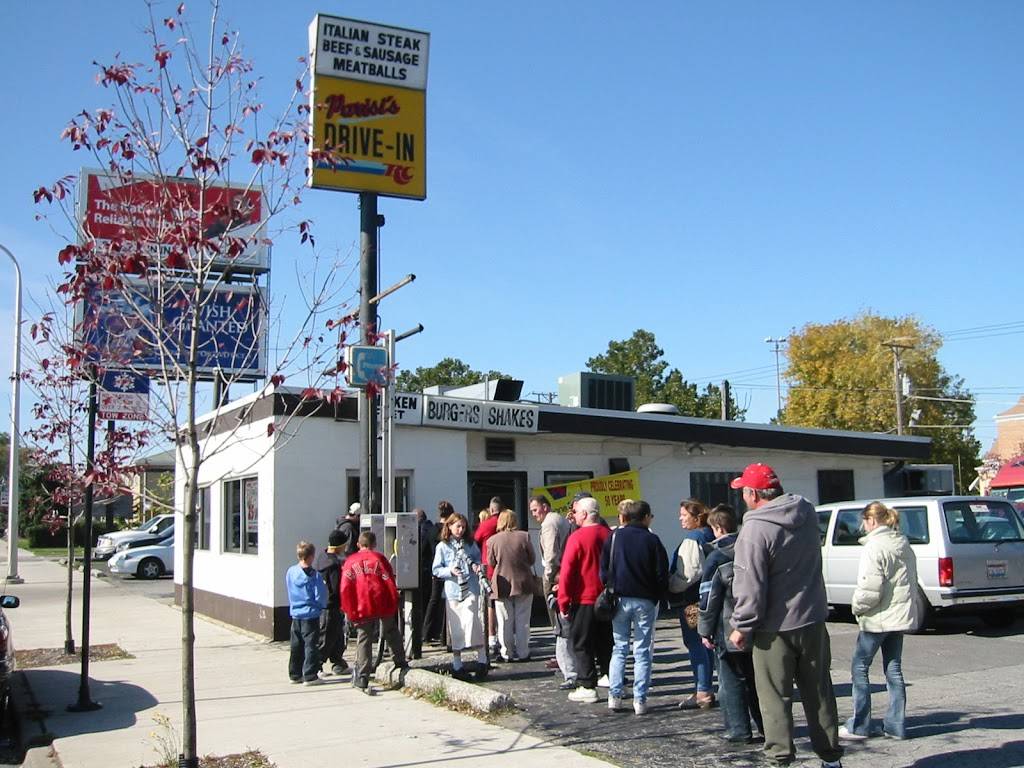 Parisis Drive-In | restaurant | 6216 W 63rd St, Chicago, IL 60638, USA | 7735865611 OR +1 773-586-5611