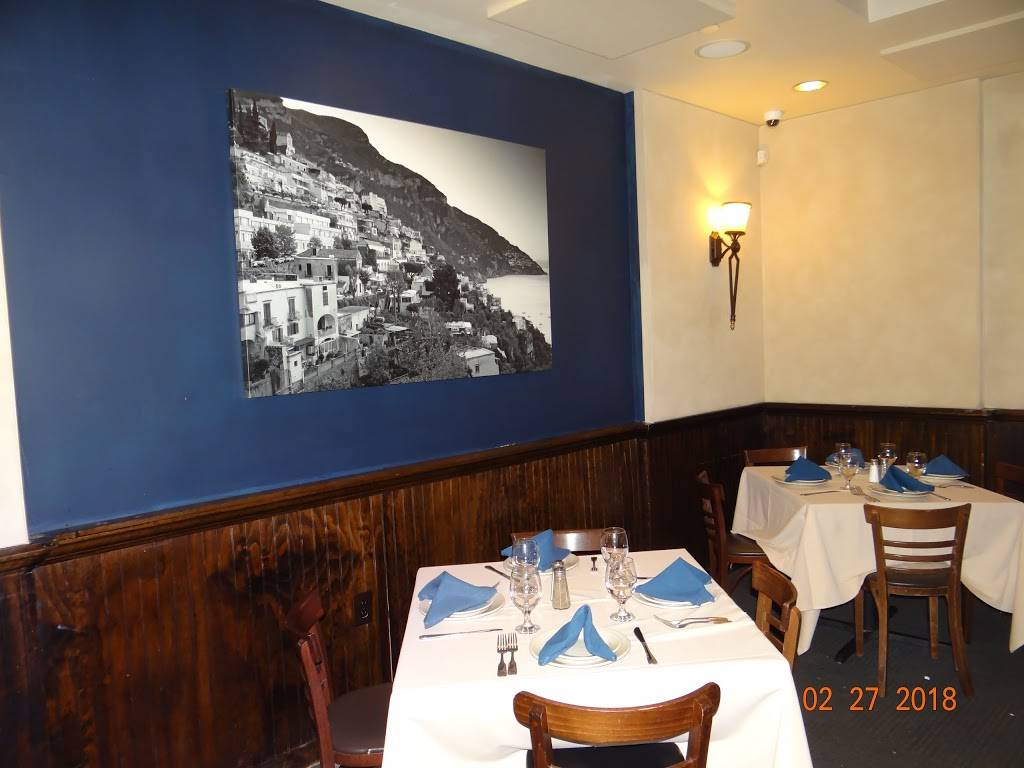 Chris & Tony’s | restaurant | 352 Jericho Turnpike, Syosset, NY 11791, USA | 5164961011 OR +1 516-496-1011