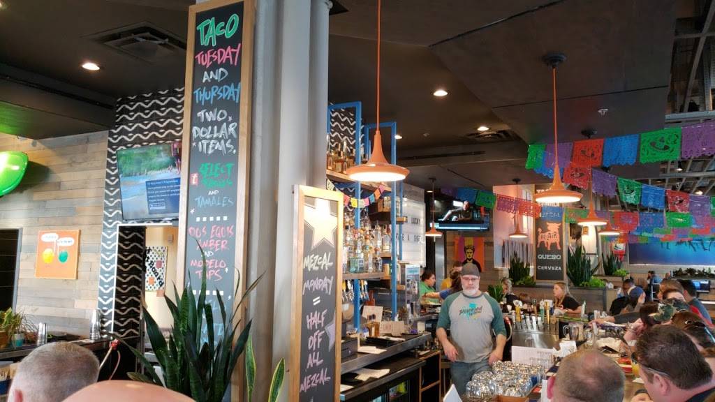 BelAir Cantina Oak Creek | restaurant | 410 W Town Square Way, Oak Creek, WI 53154, USA | 4142157995 OR +1 414-215-7995