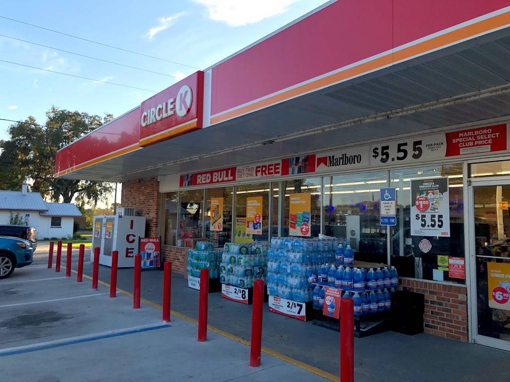 Circle K | meal takeaway | 446 S Lakeview Dr, Lake Helen, FL 32744, USA | 3862282555 OR +1 386-228-2555