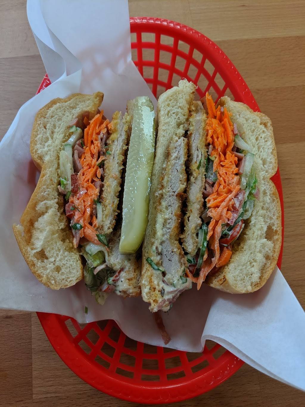 Big Ds Sandwich Shack | restaurant | 220 Springbank Ave, Woodstock, ON N4S 7R3, Canada | 5195367573 OR +1 519-536-7573