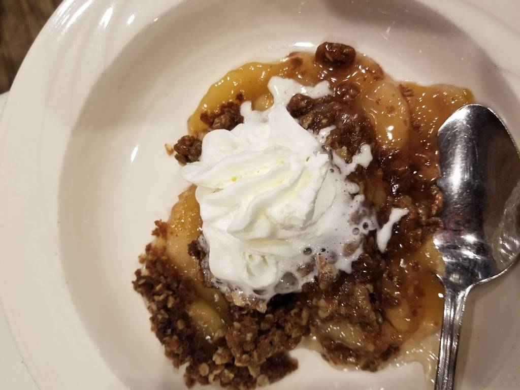 Fox and Hound Wood Grille and Tavern | restaurant | 123 Sea St, Quincy, MA 02169, USA | 6174714030 OR +1 617-471-4030