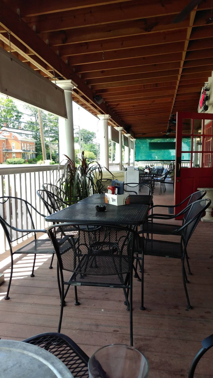 Villa Nova West | restaurant | 2833 Columbia Ave, Lancaster, PA 17603, USA | 7172952344 OR +1 717-295-2344