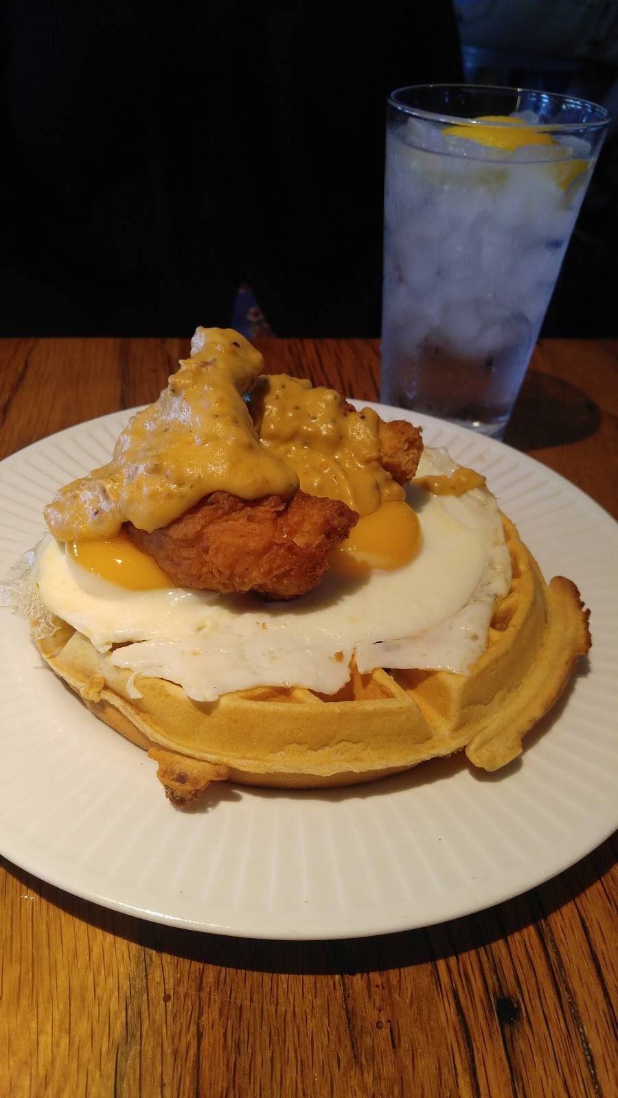 Whiskey Cake Kitchen & Bar | restaurant | 1845 Northwest Expy, Oklahoma City, OK 73118, USA | 4055822253 OR +1 405-582-2253