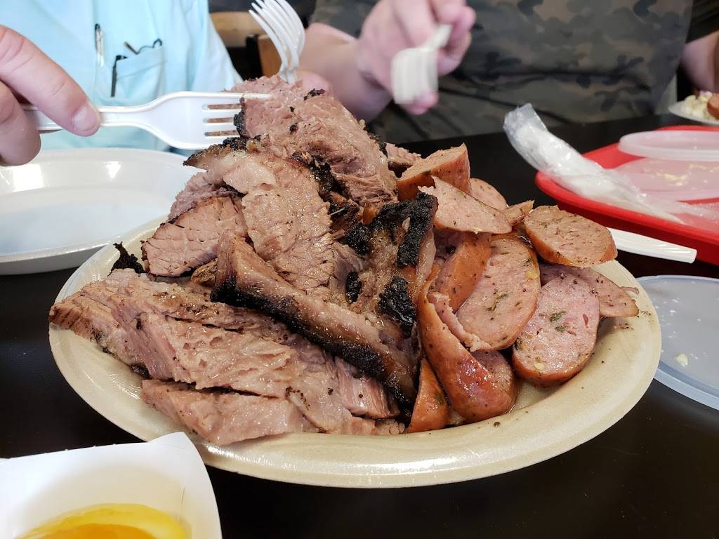 Smokey Mos BBQ - Round Rock | restaurant | 1601 N Interstate 35 Frontage Rd, Round Rock, TX 78664, USA | 5128284050 OR +1 512-828-4050