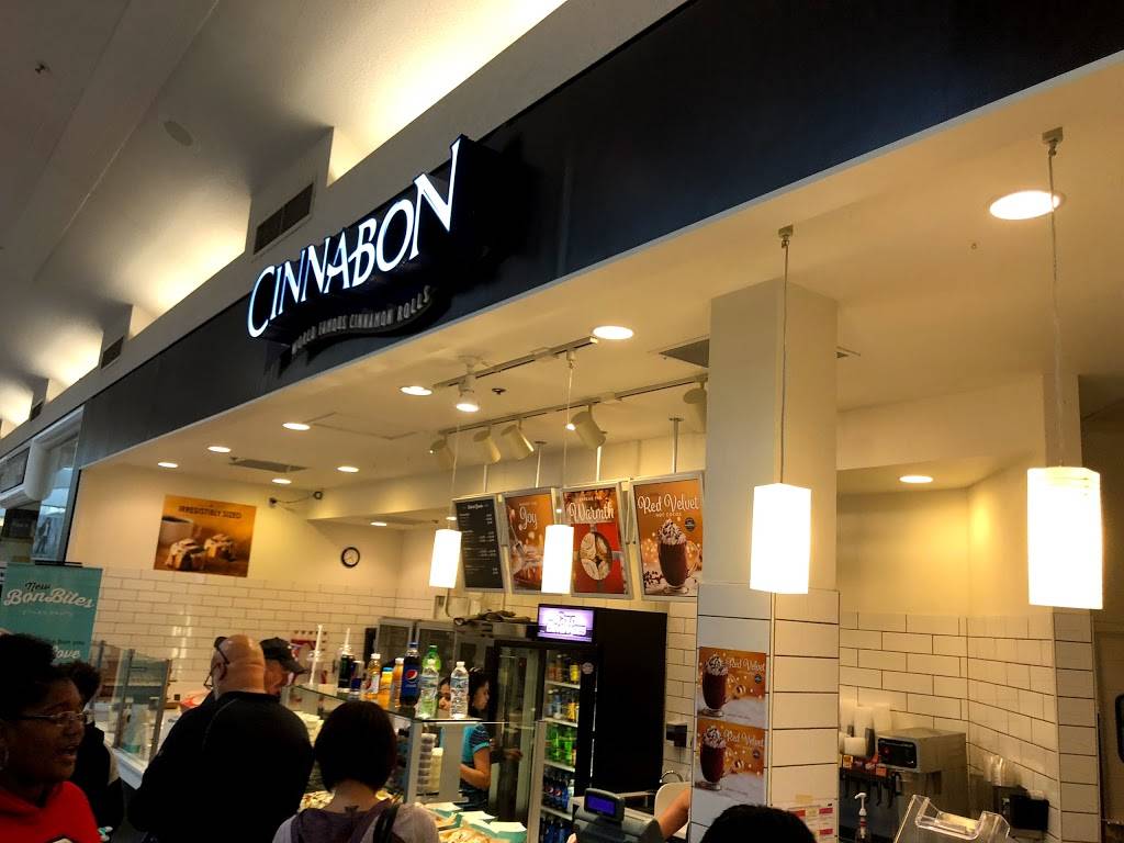 Cinnabon | bakery | 2727 Fairfield Commons #W221, Beavercreek, OH 45431, USA | 9374299199 OR +1 937-429-9199