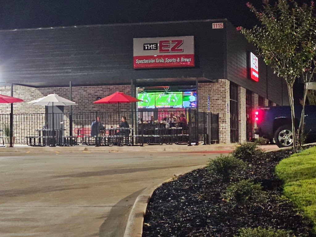 The End Zone Midtowne | restaurant | 1115 McMurtrie Dr NW A, Huntsville, AL 35806, USA | 2562137636 OR +1 256-213-7636