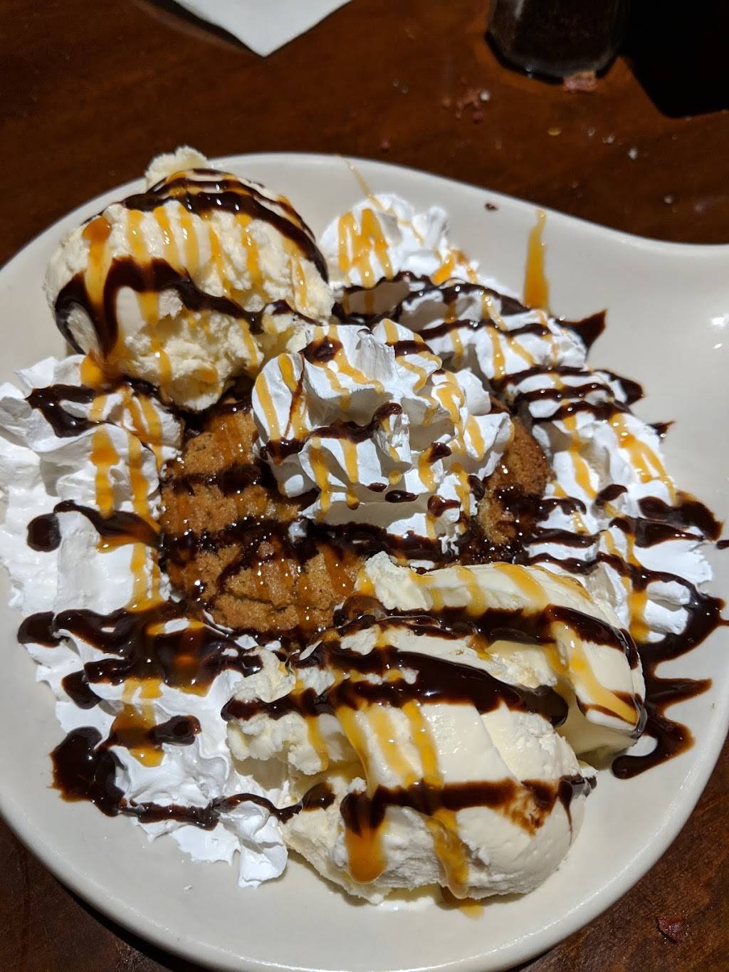 Hickory House Restaurant | restaurant | 7051 E Main St, Reynoldsburg, OH 43068, USA | 6148615962 OR +1 614-861-5962