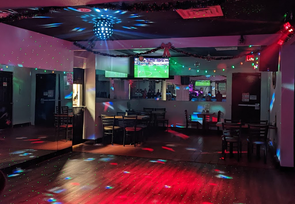 El Tri Bar and Grill | restaurant | 1115 Cedar Lane Rd, Greenville, SC 29617, USA | 8643738860 OR +1 864-373-8860