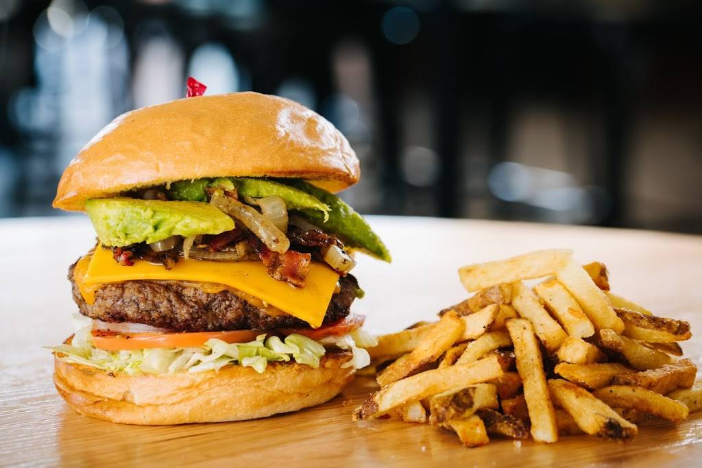 Chapps Burgers (Little Road & I-20) | restaurant | 153 SW Plaza, Arlington, TX 76016, USA | 8174838008 OR +1 817-483-8008