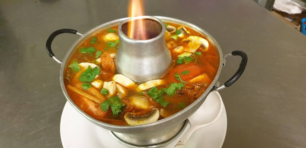 Thai Village Restaurant | restaurant | 419 E Port Hueneme Rd, Port Hueneme, CA 93041, USA | 8054887364 OR +1 805-488-7364