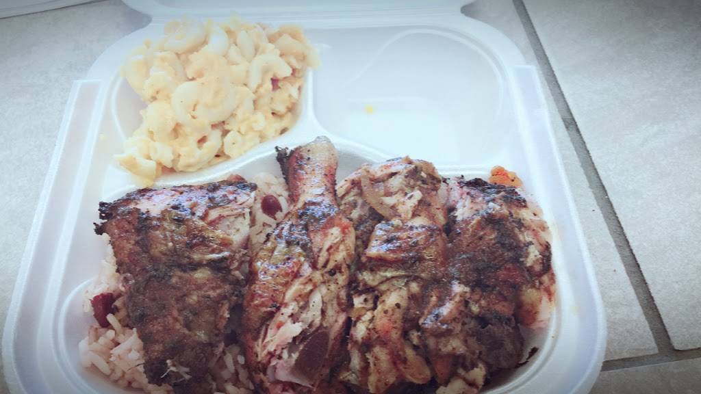 Mamees Kitchen | restaurant | 16583 US-280, Smiths Station, AL 36877, USA | 3344808805 OR +1 334-480-8805