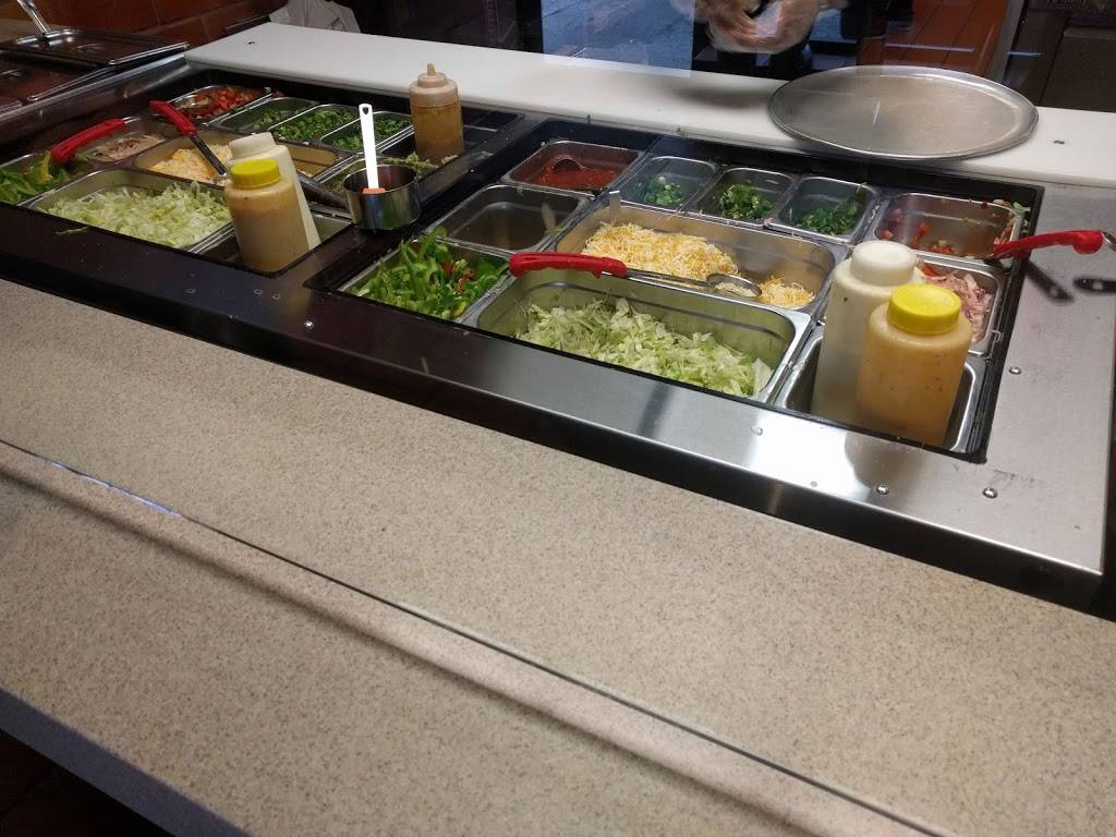 Fat Bastard Burrito | meal takeaway | 1180 The Queensway, Etobicoke, ON M8Z 1R5, Canada | 4162520202 OR +1 416-252-0202