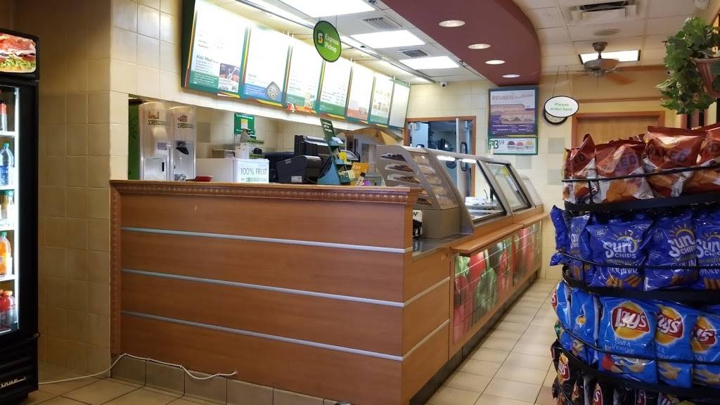 Subway | restaurant | 17 S Fort Lauderdale Beach Blvd Unit 224, Fort Lauderdale, FL 33316, USA | 9544630980 OR +1 954-463-0980
