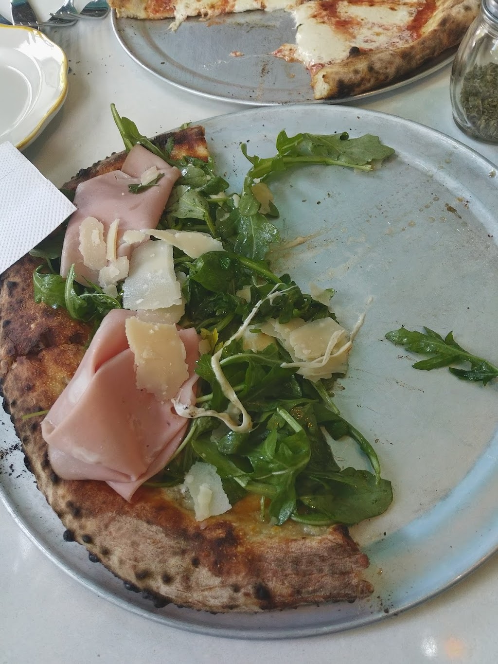 Pizzeria Gemelle | meal takeaway | 2 E Chestnut St, Nantucket, MA 02554, USA | 5089015958 OR +1 508-901-5958