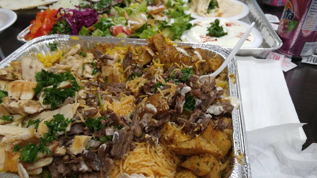 Shawarma House Walkley | restaurant | 1739 Walkley Rd #4, Ottawa, ON K1V 2P6, Canada | 6136808300 OR +1 613-680-8300
