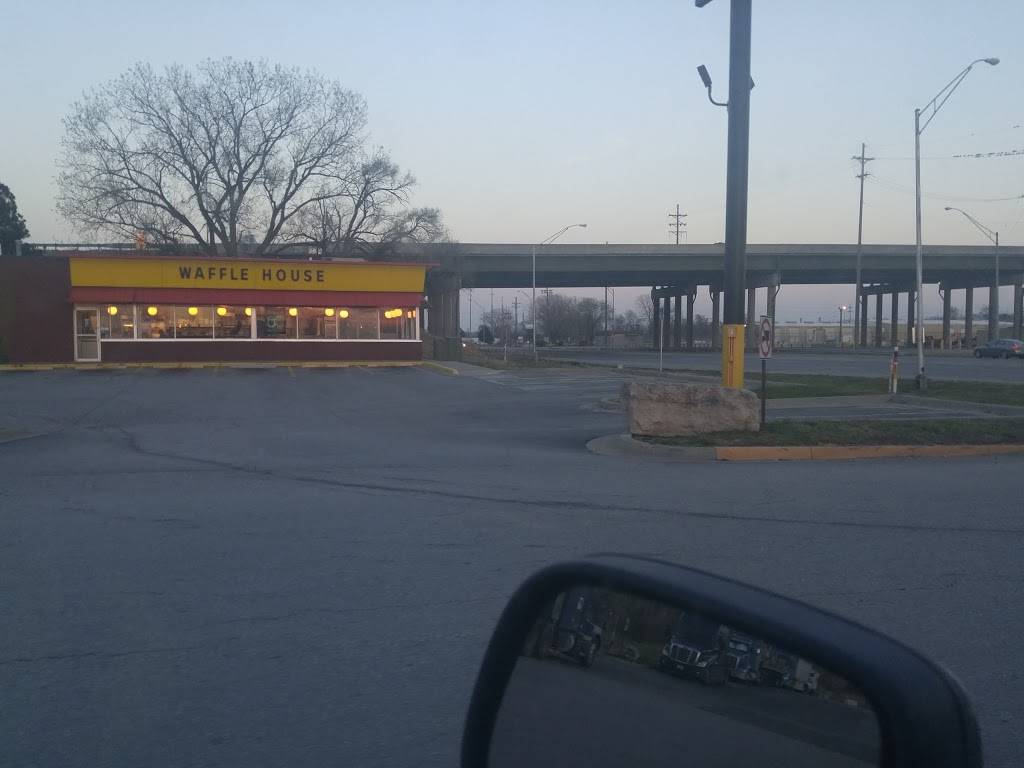 Waffle House | restaurant | 4500 Kansas Ave, Kansas City, KS 66106, USA | 9133718584 OR +1 913-371-8584