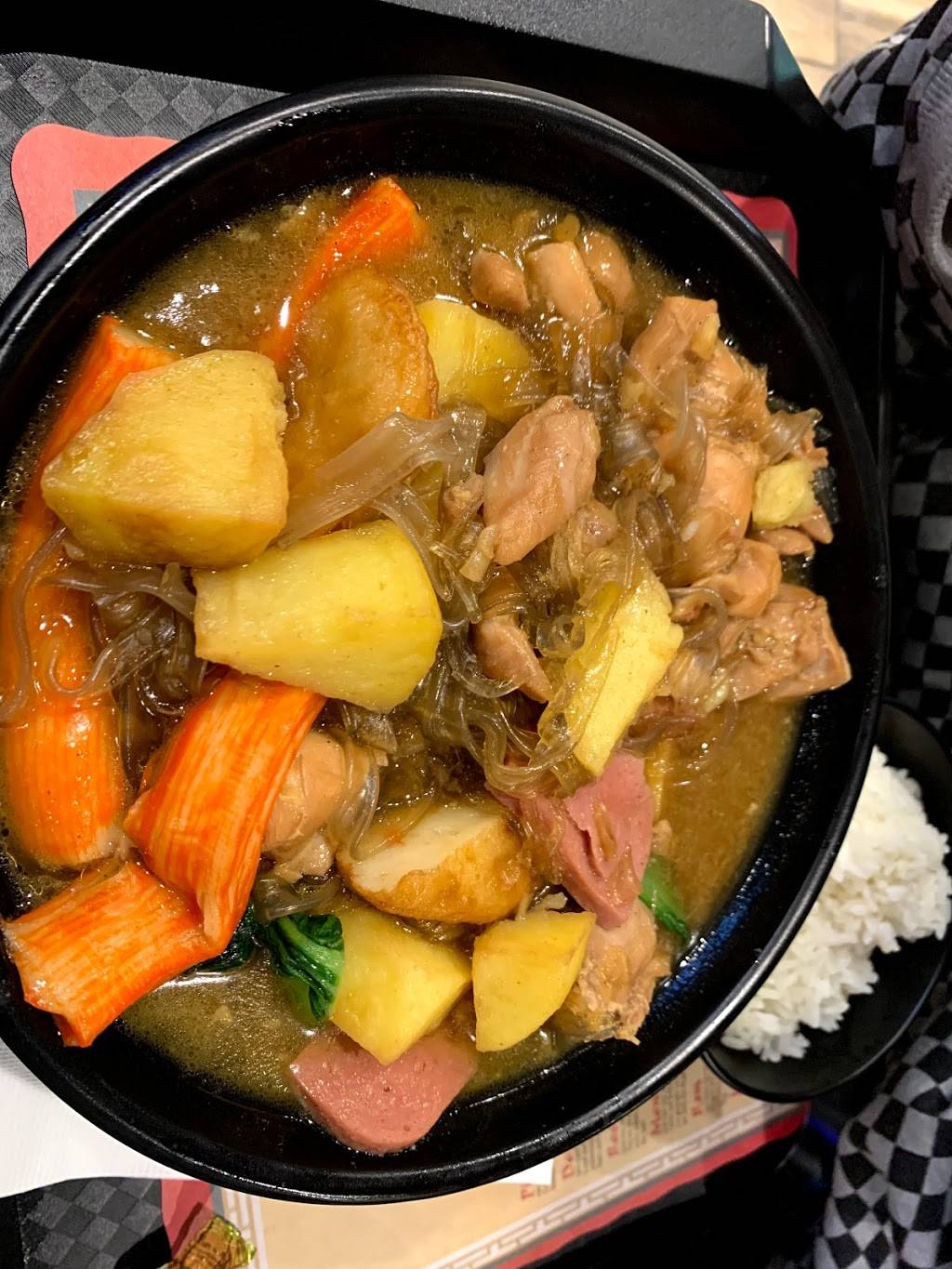 爱之味黄焖鸡 | restaurant | 100 Fourth Ave, St. Catharines, ON L2S 3P3, Canada | 9056889888 OR +1 905-688-9888