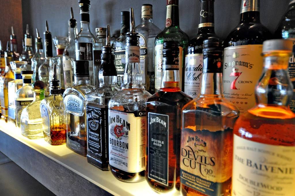 Toast, New American Gastropub at The Village | restaurant | 7007 Three Chopt Rd, Richmond, VA 23226, USA | 8045254525 OR +1 804-525-4525