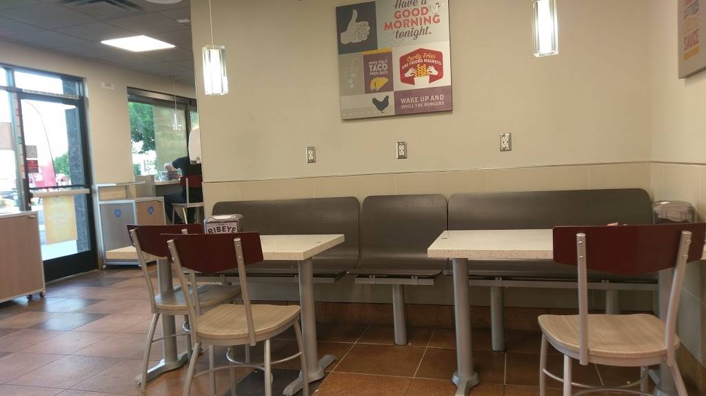 Jack in the Box | restaurant | 14864 Pipeline Ave, Chino Hills, CA 91709, USA | 9095978995 OR +1 909-597-8995