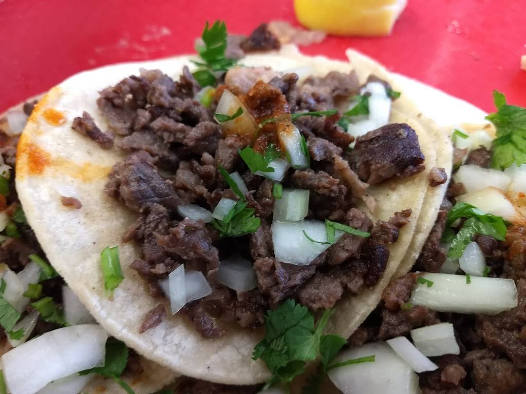 Tacos La Villa Mexican Grill | restaurant | 1801 Union Ave, Bakersfield, CA 93305, USA | 6616331395 OR +1 661-633-1395