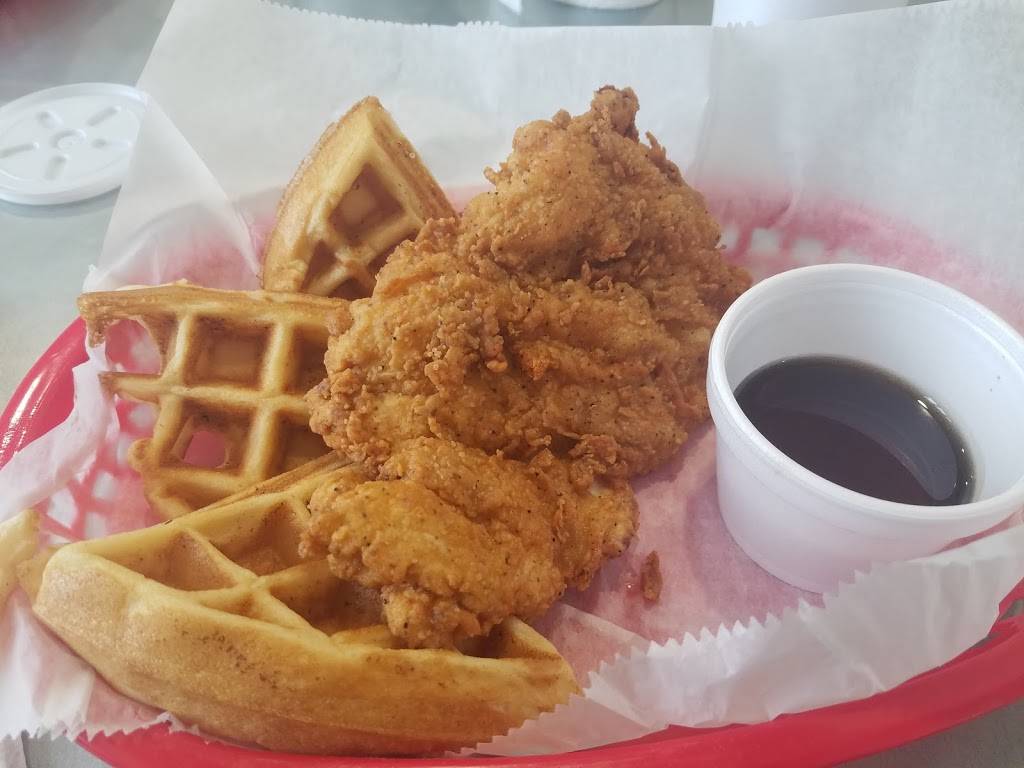 Iras Chicken | restaurant | 107 S Main St, Greer, SC 29650, USA | 8646555046 OR +1 864-655-5046