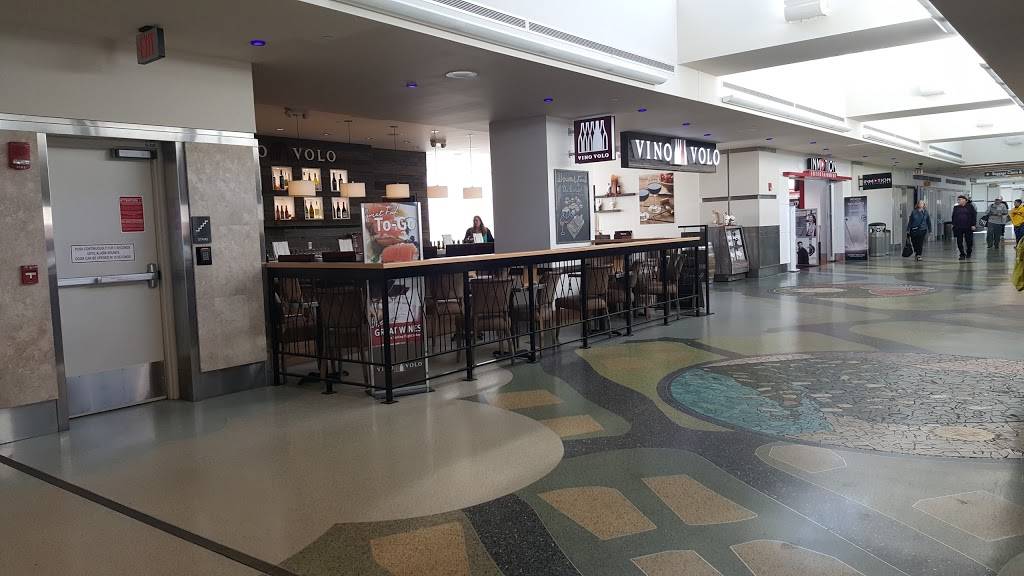 Vino Volo | restaurant | 5300 S Howell Ave, Milwaukee, WI 53207, USA | 4144890542 OR +1 414-489-0542