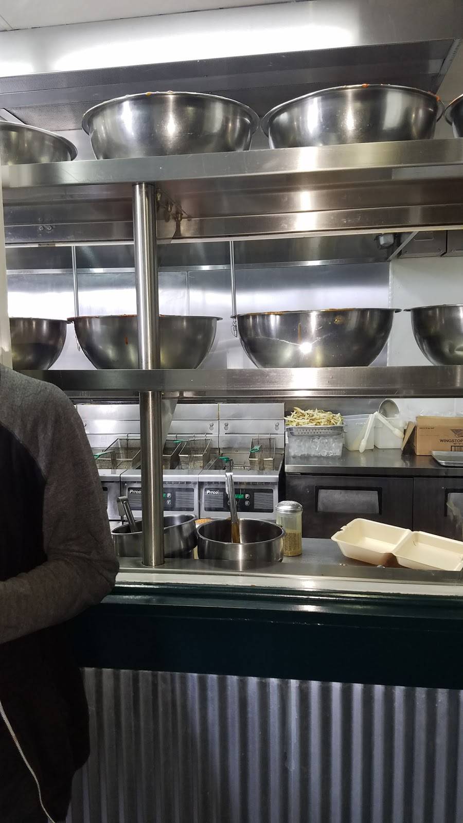 Wingstop | restaurant | 2201 Rosecrans Ave, Gardena, CA 90249, USA | 3103243444 OR +1 310-324-3444