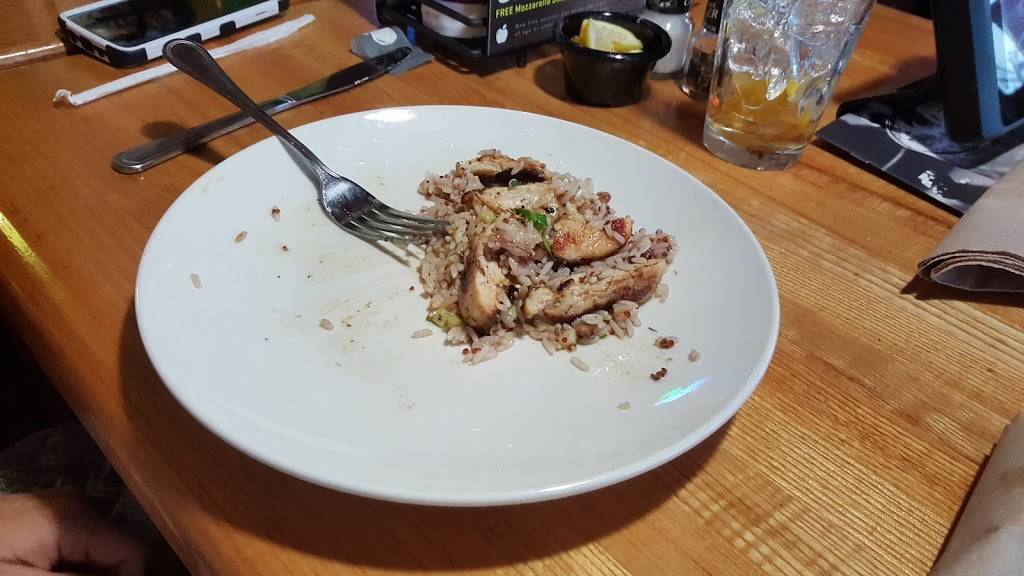 Applebees Grill + Bar | restaurant | 1627-34 Opelika Rd, Auburn, AL 36830, USA | 3348877747 OR +1 334-887-7747