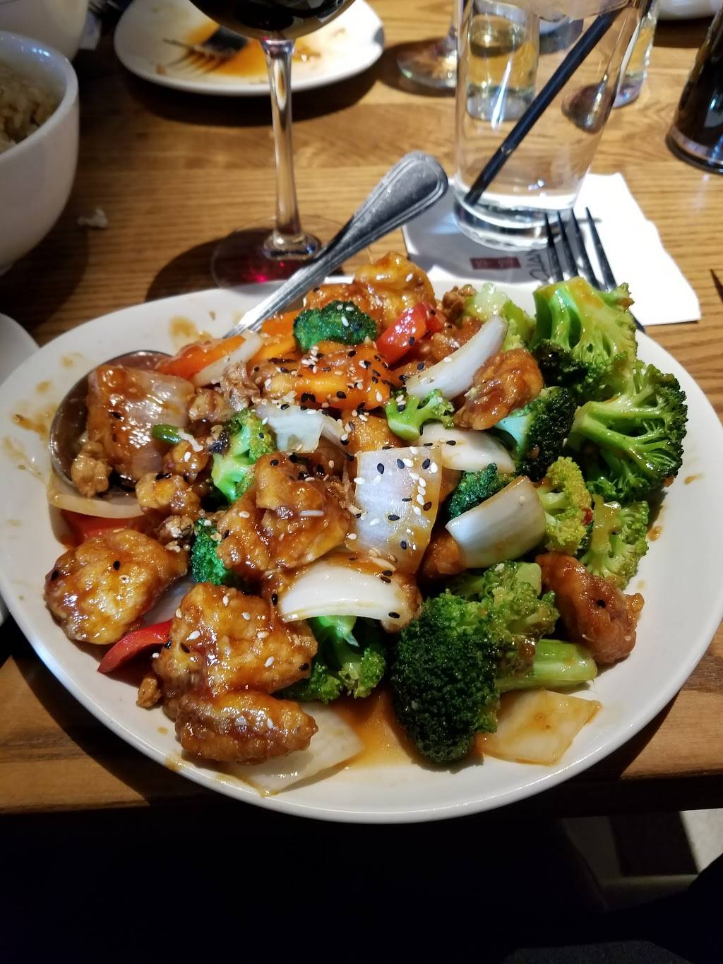 P.F. Changs | restaurant | 122 Adams Rd, Rochester, MI 48309, USA | 2489237030 OR +1 248-923-7030