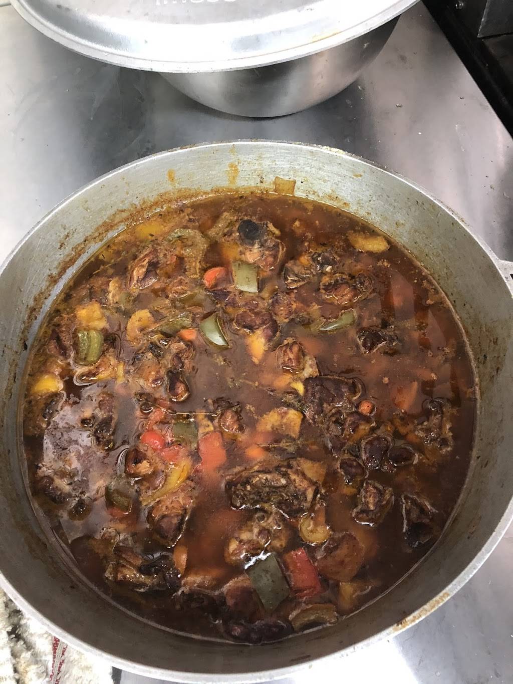 Jamaican Supreme Food Truck | restaurant | 469 Lime Kiln Rd, South Burlington, VT 05403, USA | 5187267162 OR +1 518-726-7162