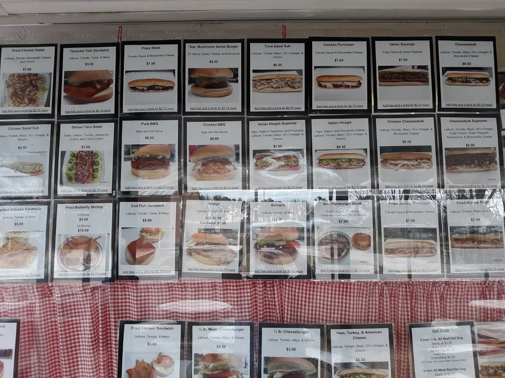 Luigis Place | restaurant | 1104 W Virginia Ave, Crewe, VA 23930, USA | 4346459555 OR +1 434-645-9555