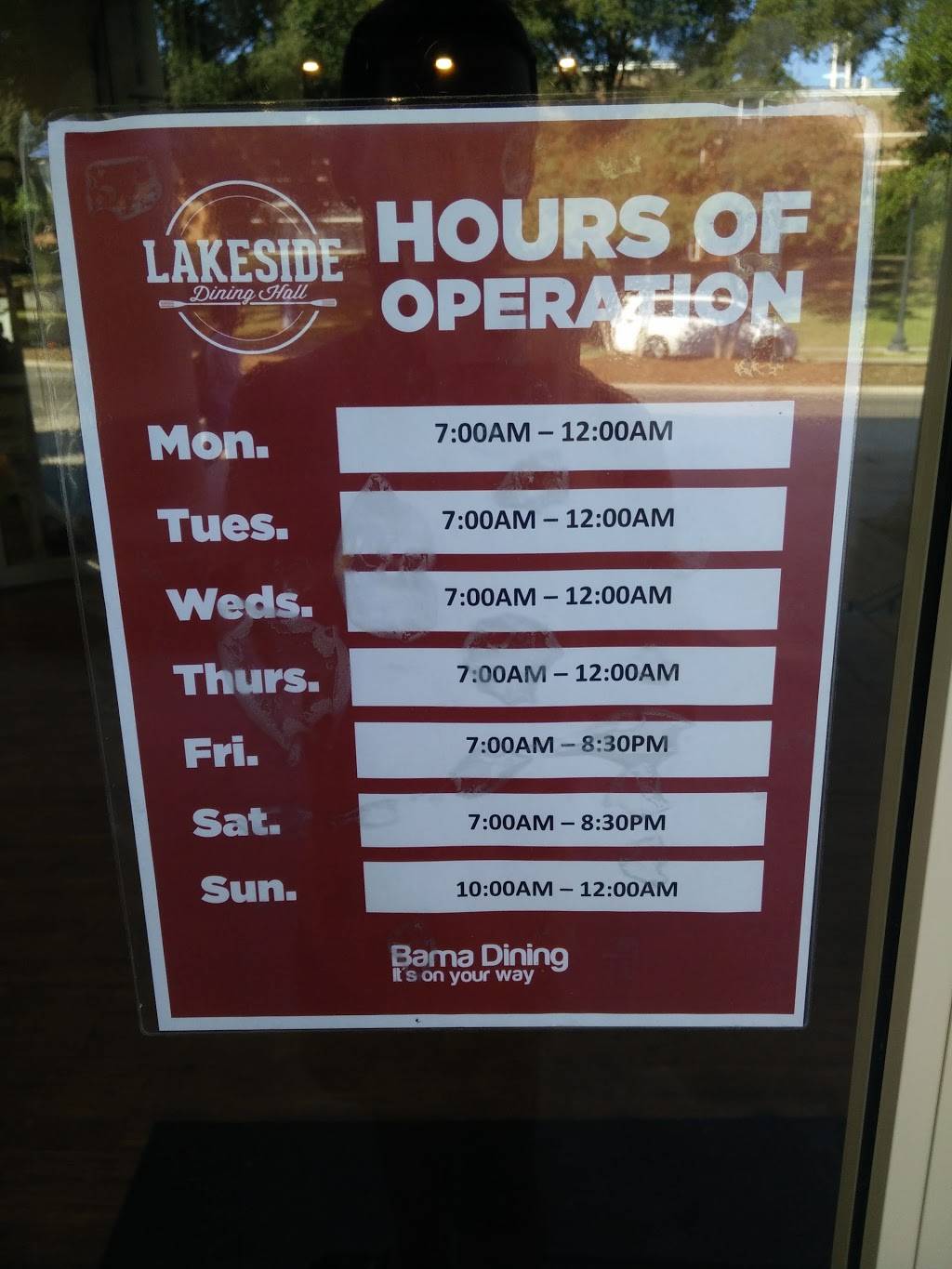 University of Alabama Lakeside Dining Hall | restaurant | 160 McCorvey Dr, Tuscaloosa, AL 35401, USA | 2053486816 OR +1 205-348-6816