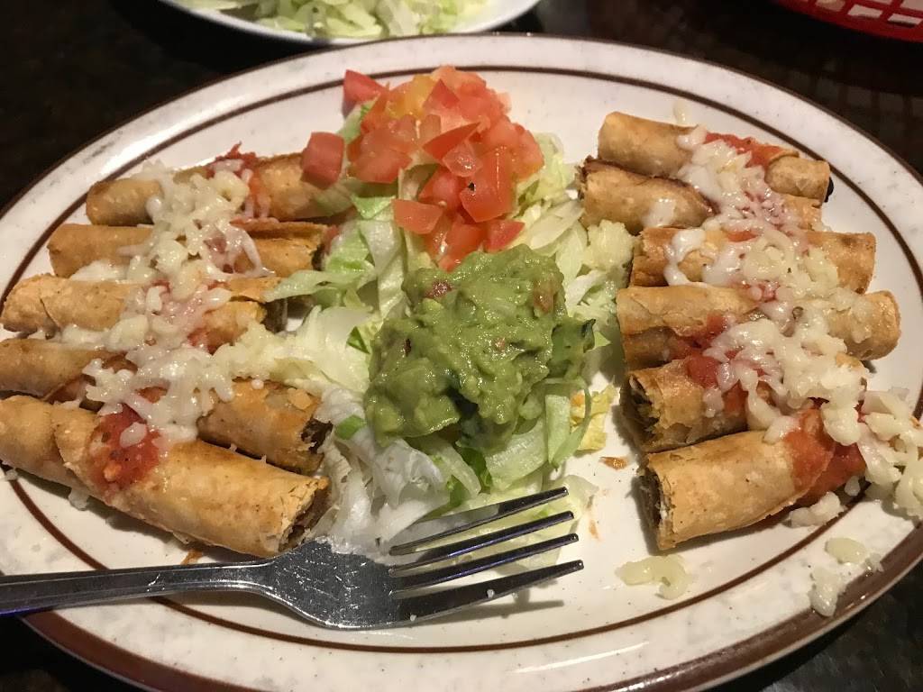 El Tio Pepe Latin Restaurant | restaurant | 12100 Amargosa Rd, Victorville, CA 92392, USA | 7602410811 OR +1 760-241-0811