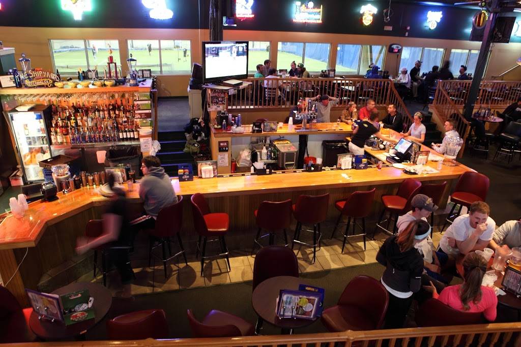 Turfs Sports Grill | restaurant | 512 Warren Ave, Portland, ME 04103, USA | 2072212343 OR +1 207-221-2343