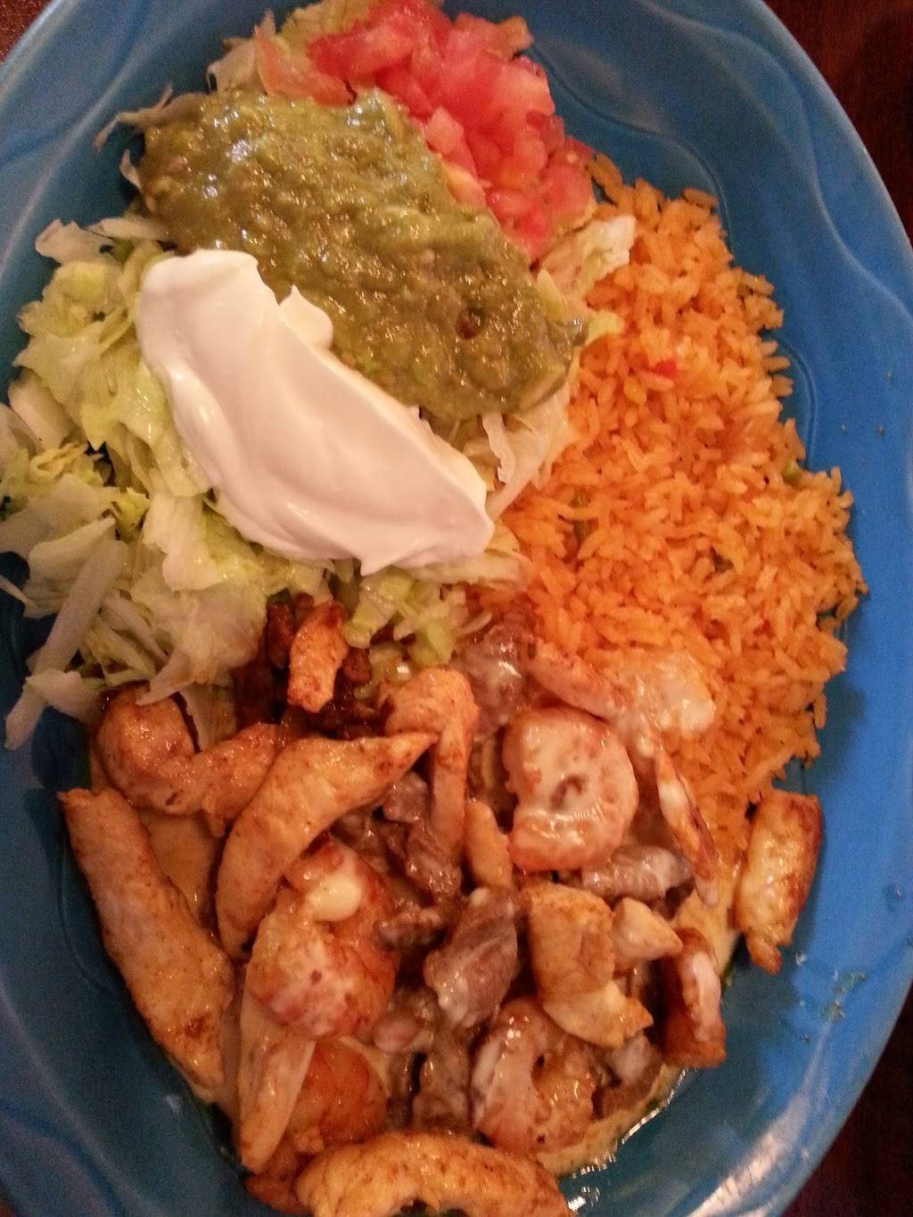 El Carreton | restaurant | 922 W 500 S, Berne, IN 46711, USA | 2605892222 OR +1 260-589-2222