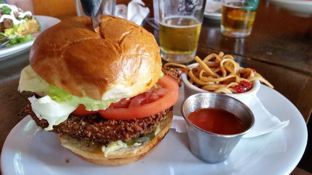 Twenty Tap | restaurant | 5406-08 N College Ave, Indianapolis, IN 46220, USA | 3176028840 OR +1 317-602-8840