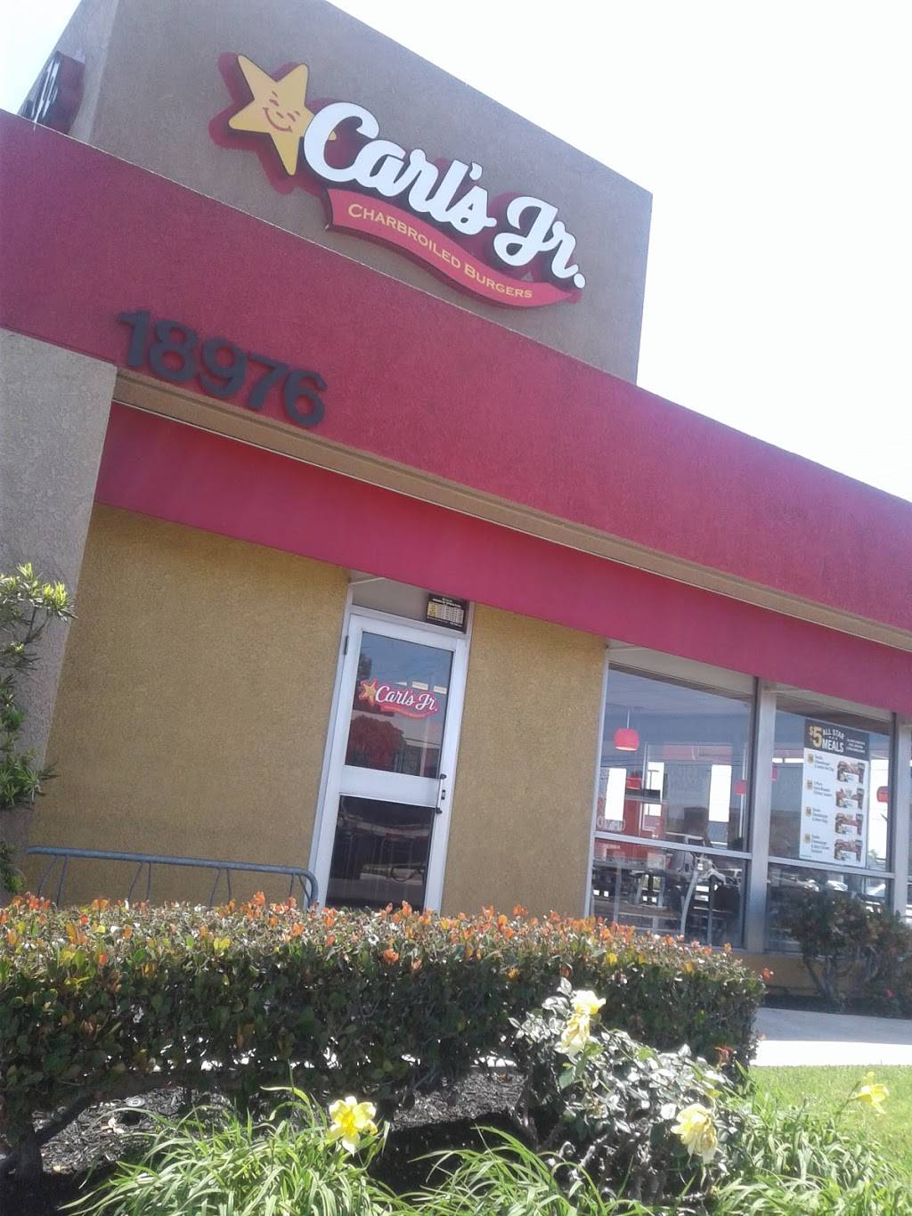 Carls Jr. | meal takeaway | 21532 Brookhurst St, Huntington Beach, CA 92646, USA | 7149688433 OR +1 714-968-8433