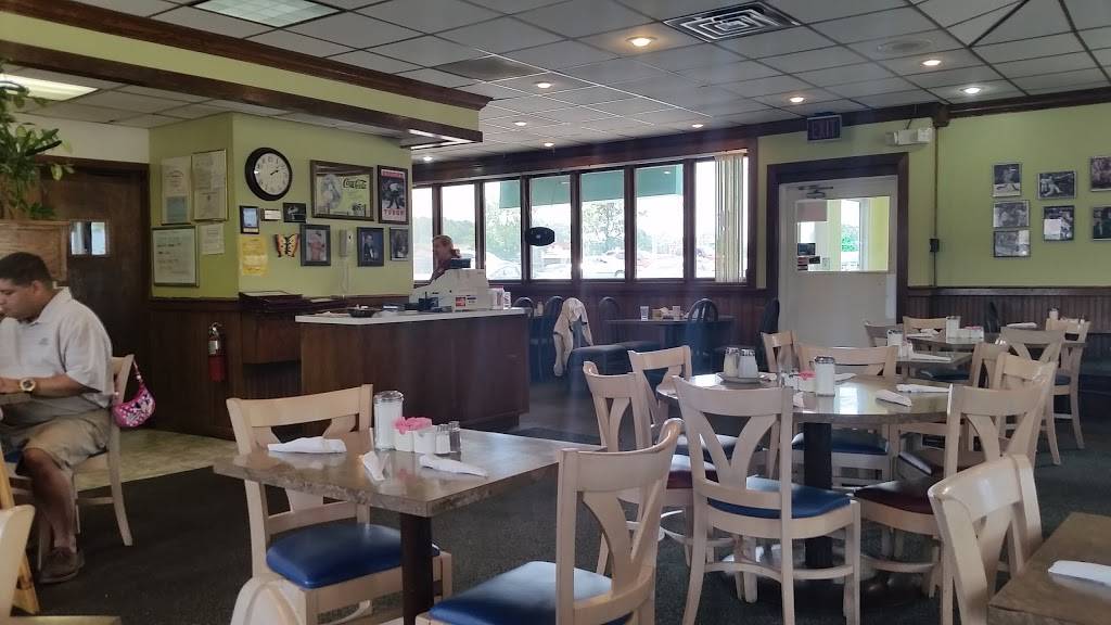 Nicks Diner | restaurant | 6561 College Park Square, Virginia Beach, VA 23464, USA | 7575784746 OR +1 757-578-4746