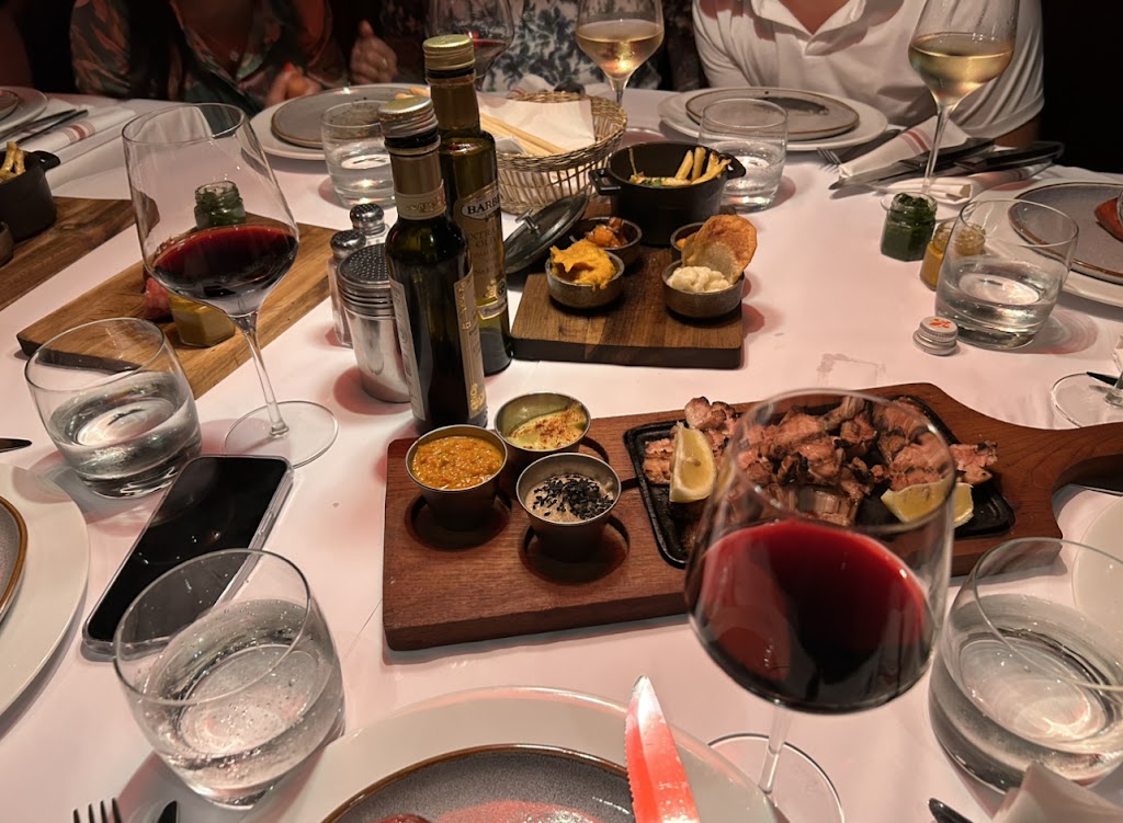 La Cabrera | restaurant | 17100 Collins Ave, Miami, FL 33160, USA | 3057052185 OR +1 305-705-2185