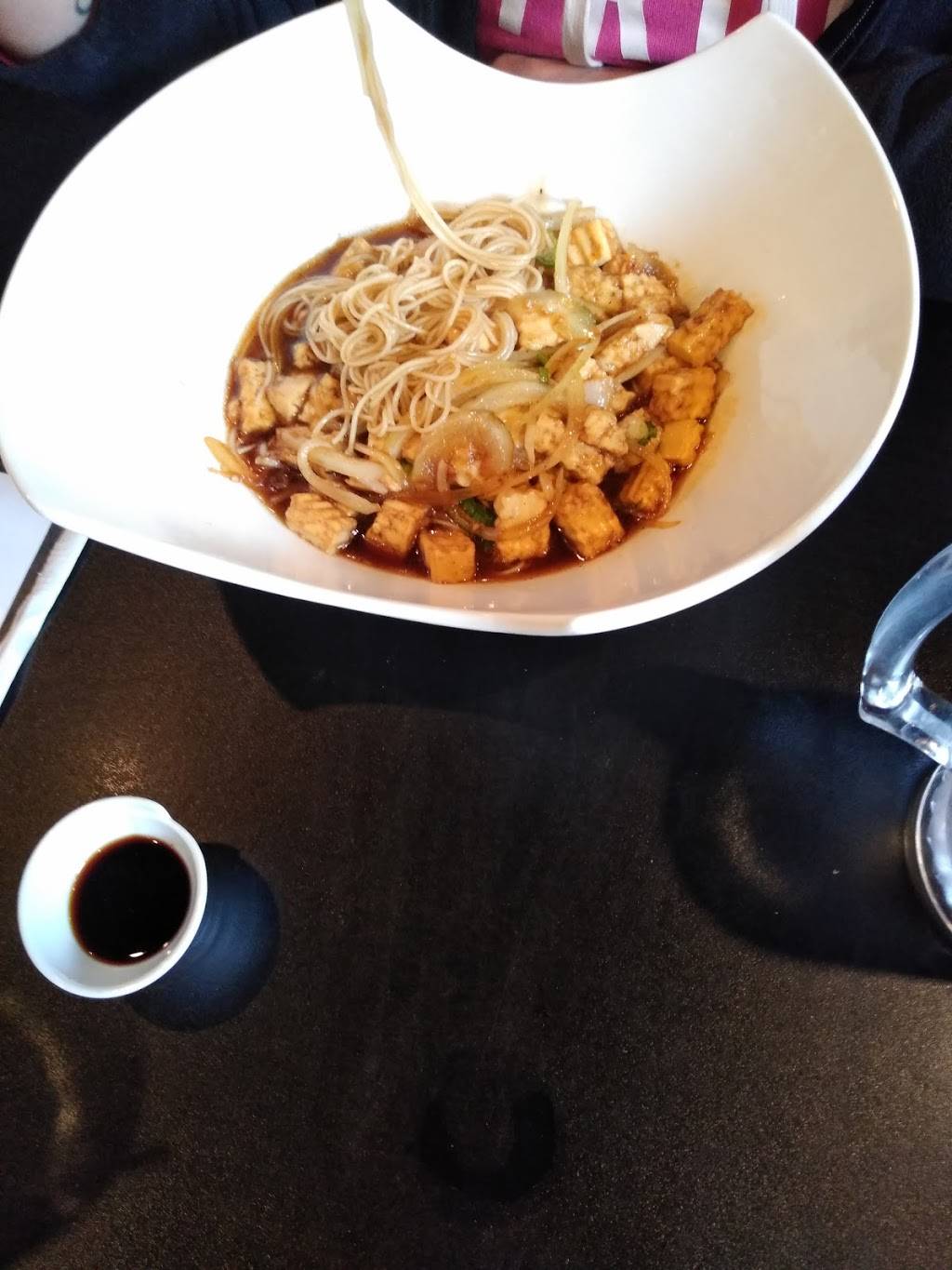 Red Chili | restaurant | 115 S Sycamore St, Elizabethton, TN 37643, USA | 4232132104 OR +1 423-213-2104