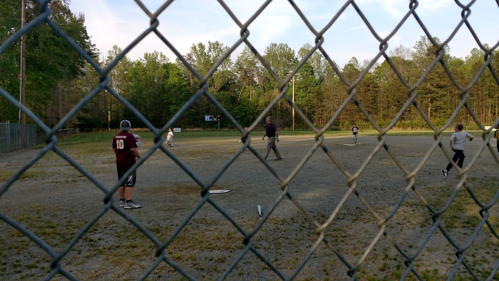 Grace Farm Chateau Fontaine | restaurant | 1208 N Main St, Walnut Cove, NC 27052, USA | 3365911009 OR +1 336-591-1009