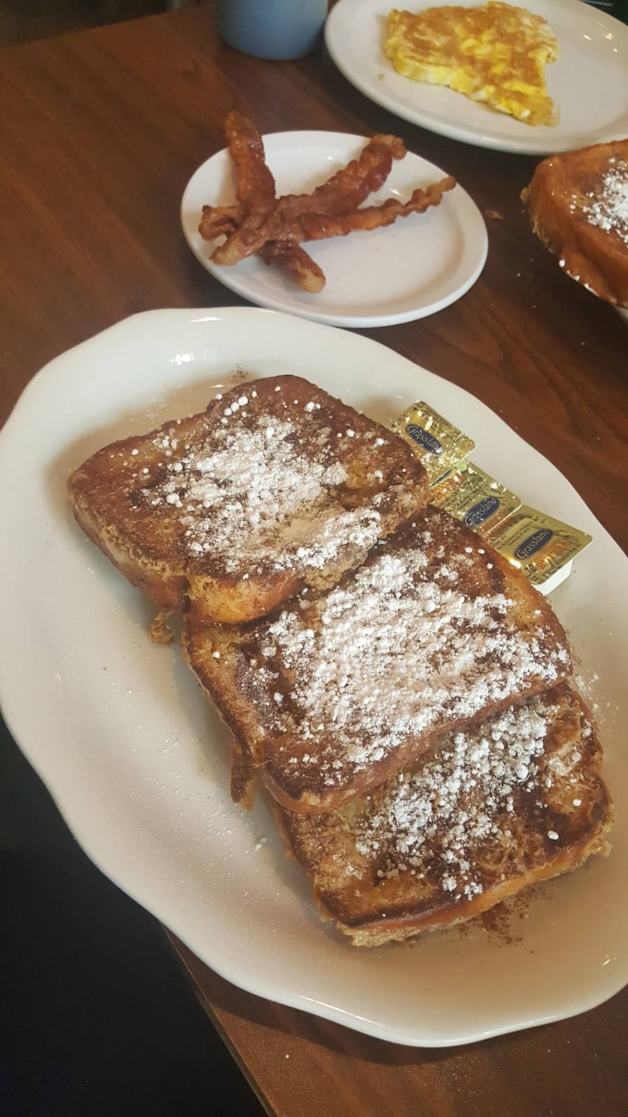 Onions Cafe | restaurant | 340 N Queen St, Lancaster, PA 17603, USA | 7173968777 OR +1 717-396-8777