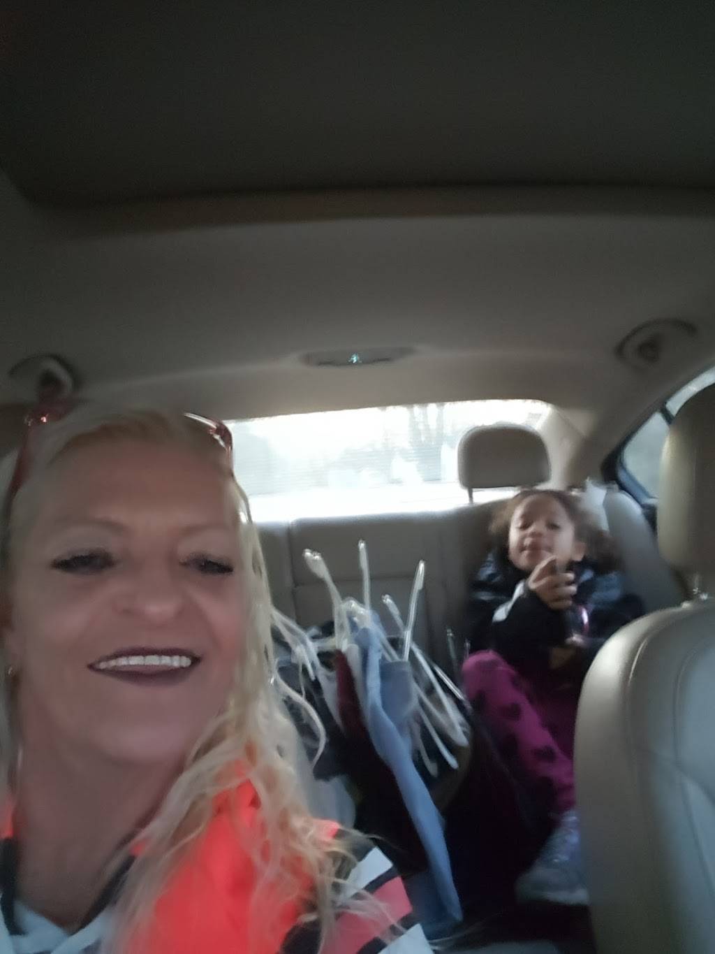 Full Moon Saloon | restaurant | 6155 Hwy West, Bruceton, TN 38317, USA | 7315862218 OR +1 731-586-2218