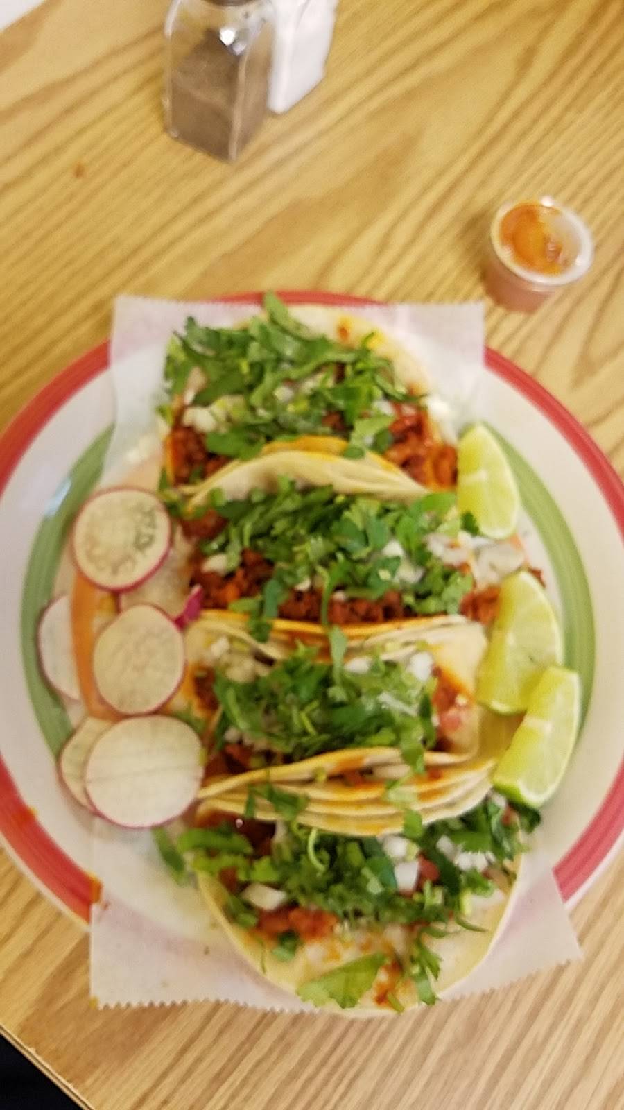 J S Seafood | restaurant | 713 Bergen Ave, Jersey City, NJ 07306, USA | 2013321621 OR +1 201-332-1621